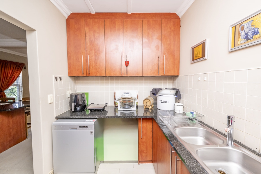 3 Bedroom Property for Sale in Protea Heights Western Cape